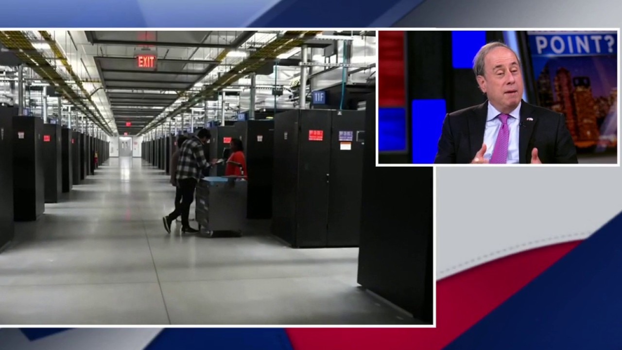 Gov. Abbott pauses Texas data center approvals | What's Your Point?