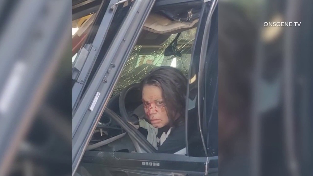 Cellphone video captures aftermath of fatal Metro bus crash