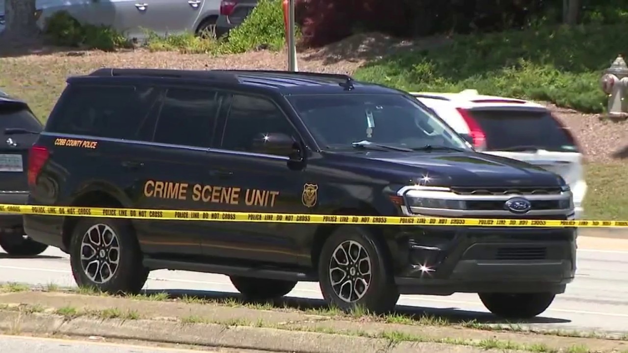 Massive police presence in Roswell after Cobb County shooting