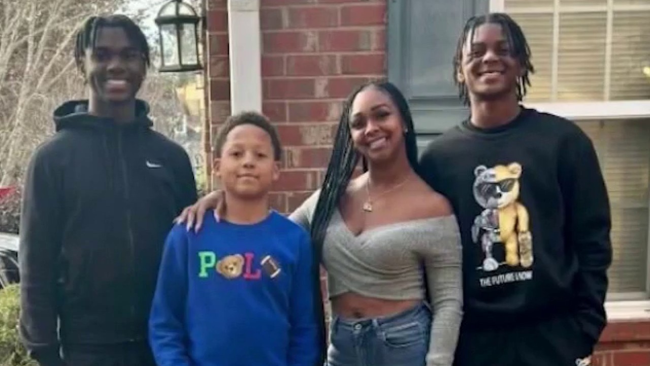 Atlanta football captain honors brothers killed in crash