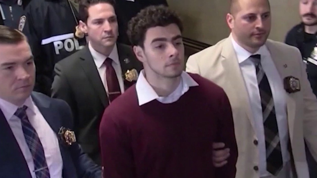 NYC bill targets fake press passes after Mangione court scene
