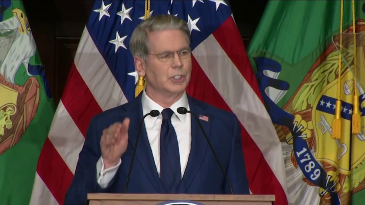 Iran war: US threatens new sanctions by end of week