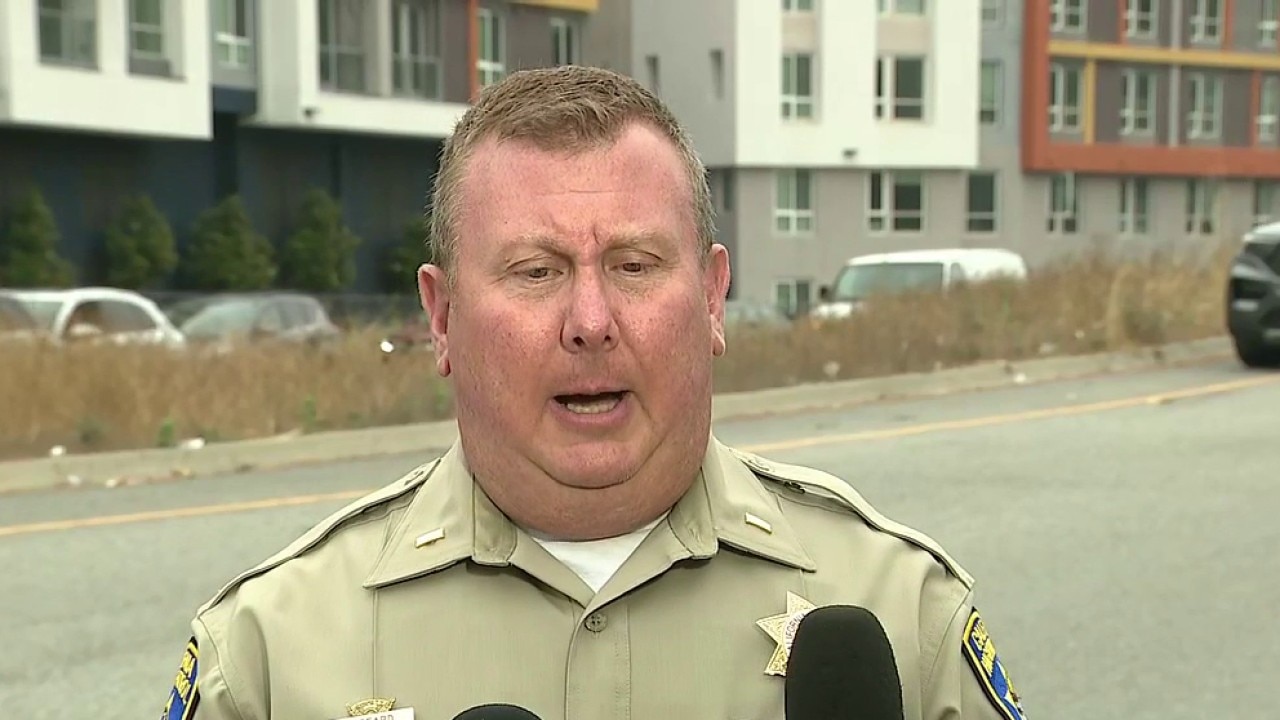 CHP update on pursuit that ended in gunfire on 405 Fwy near LAX