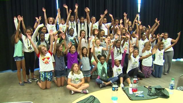 Sue Bird and Storm inspire local youth