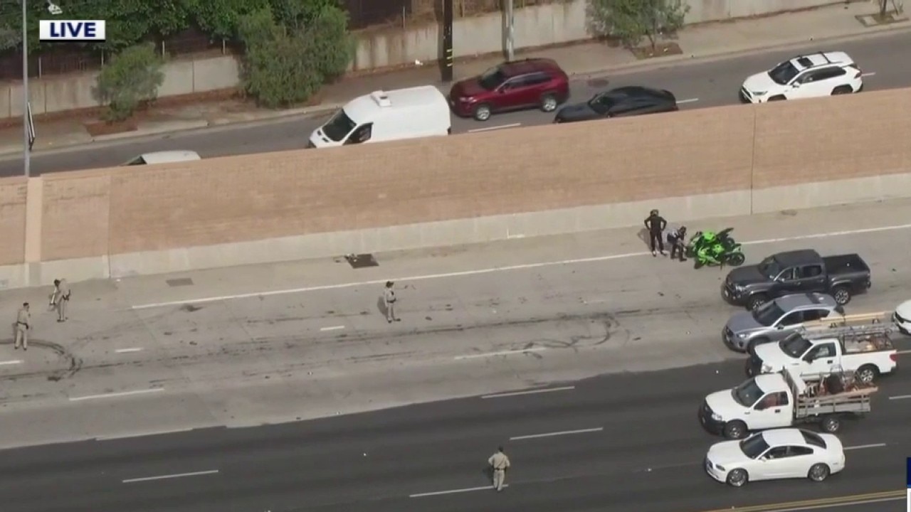 405 Freeway over Sepulveda pass closed following fatal crash 