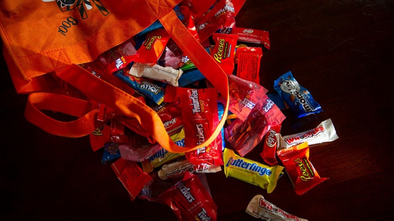 Turn Halloween candy into treats for troops and veterans