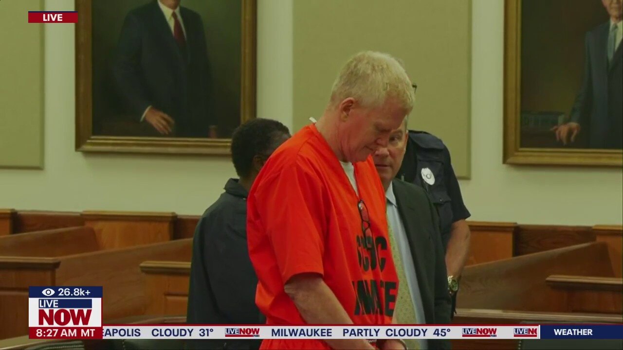 Murdaugh back in court for pre-trial hearing