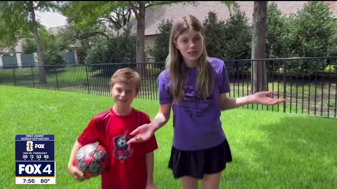 Landry and Beck 'pitch' a joke