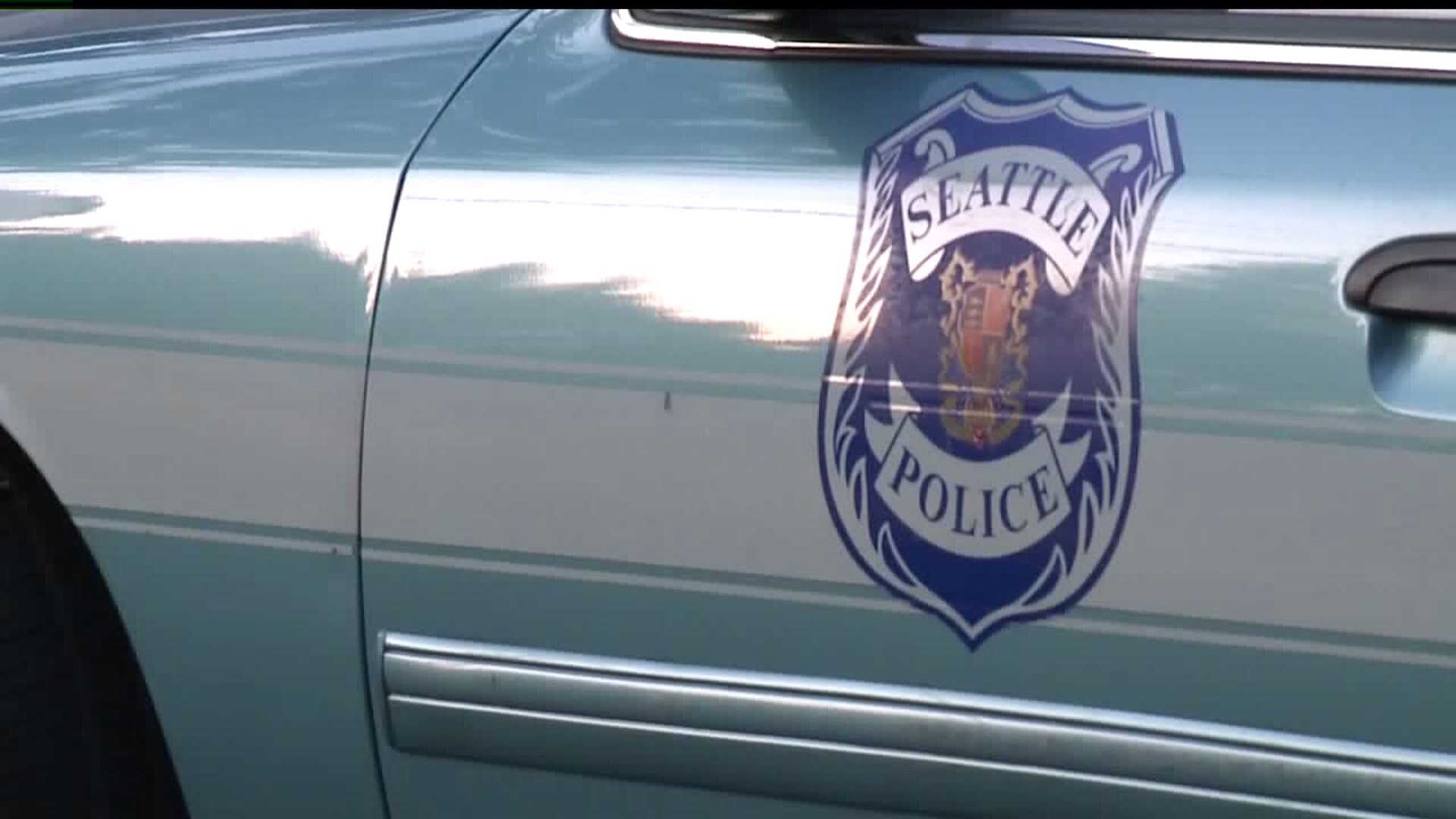 Man fatally shot outside bar in South Seattle