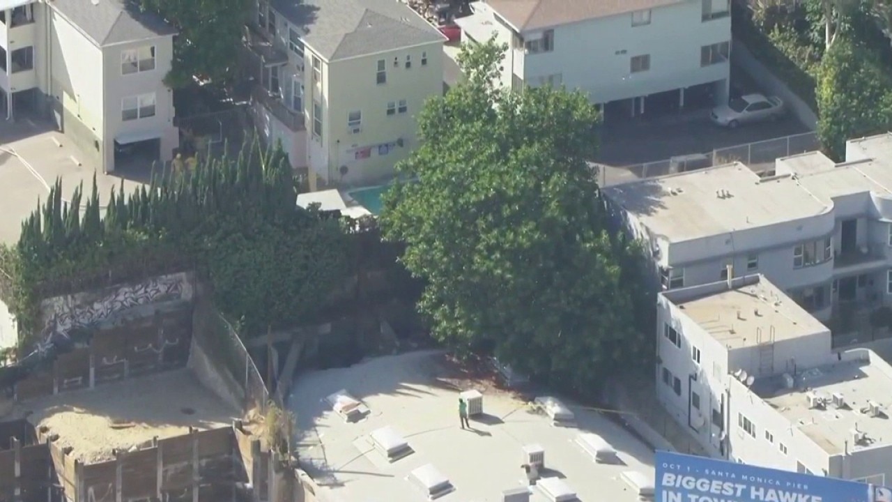 Partial hillside collapse in Hollywood Hills 