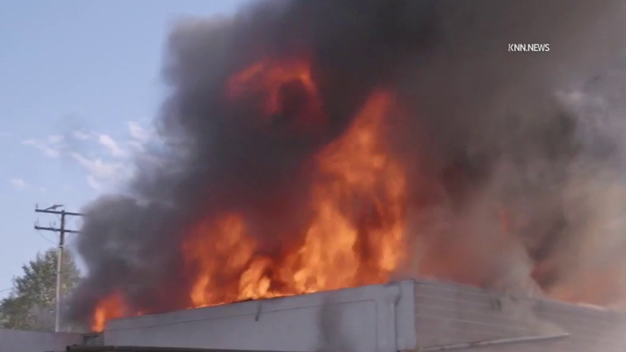 Newhall auto body shop catches fire again