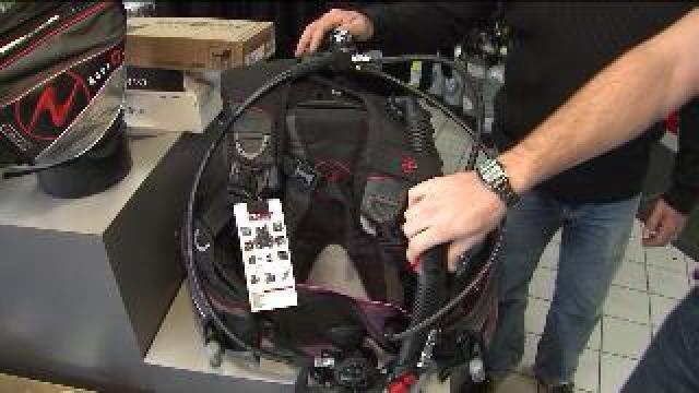 Chip talks with owner of Underwater Connection about scuba certification
