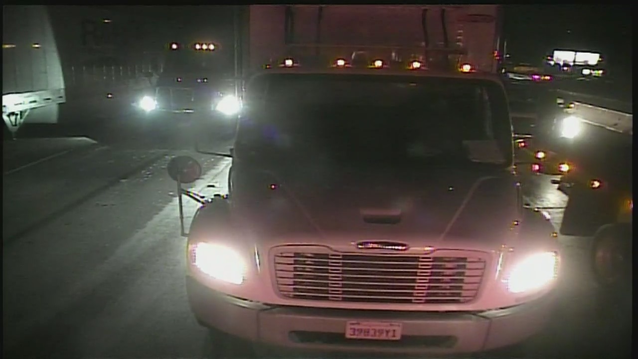 Section of 5 Freeway closure snarls morning traffic