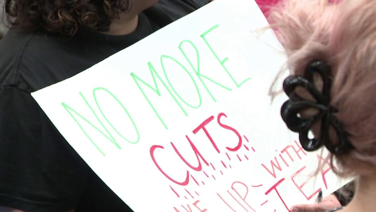 Parents and staff voice concerns at AISD budget meeting