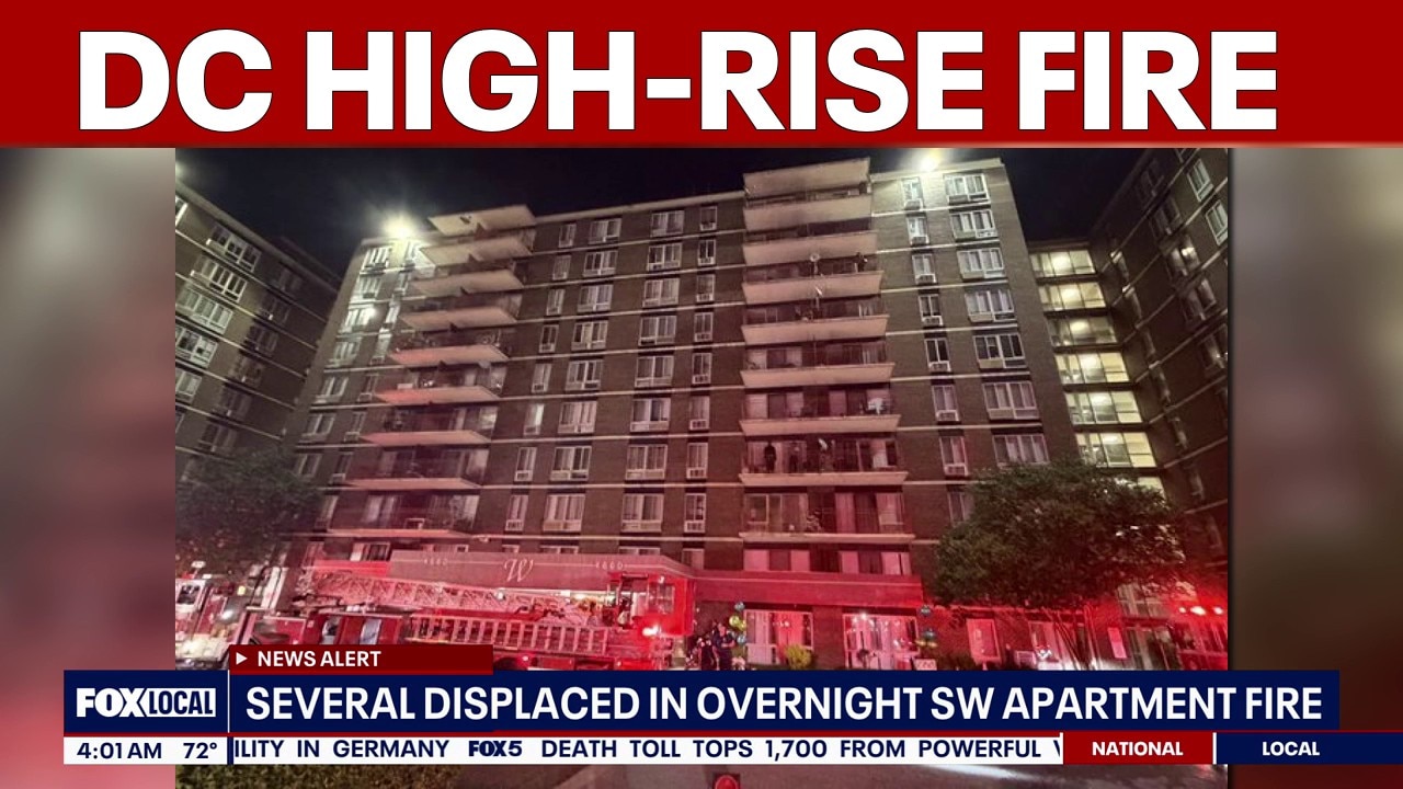 DC firefighters battle early morning blaze at 10 story high-rise apartment | FOX 5 AT 4AM