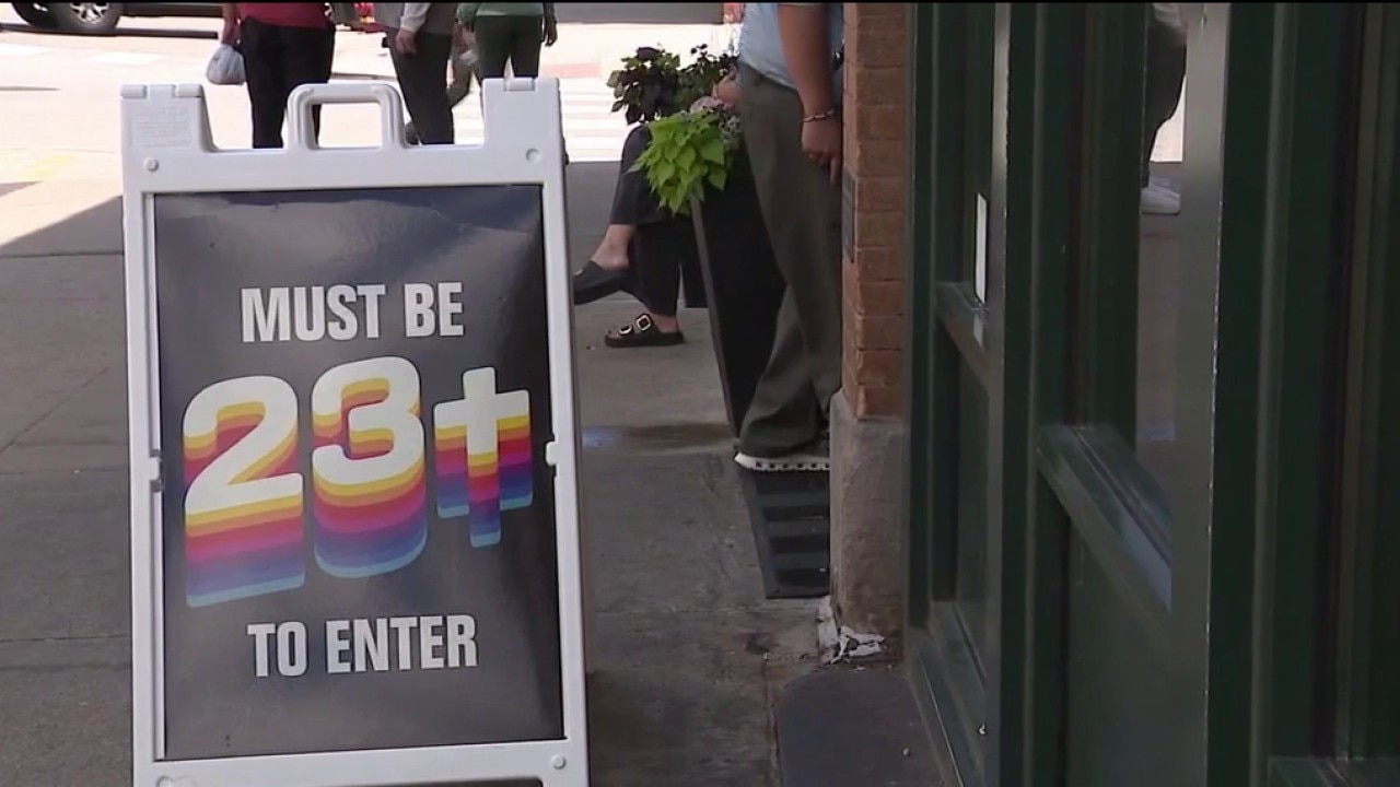 Chicago West Loop club raises entry age to 23 and older