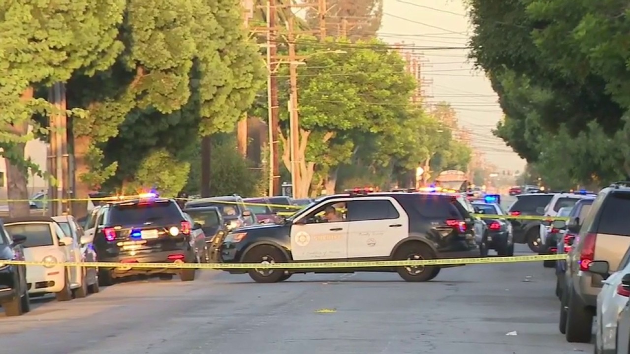 Domestic violence suspect shut by deputy in Cudahy