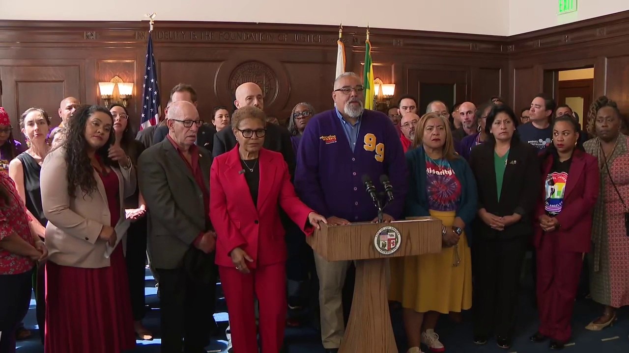 LAUSD gives update on deal to keep schools open, cancel strike