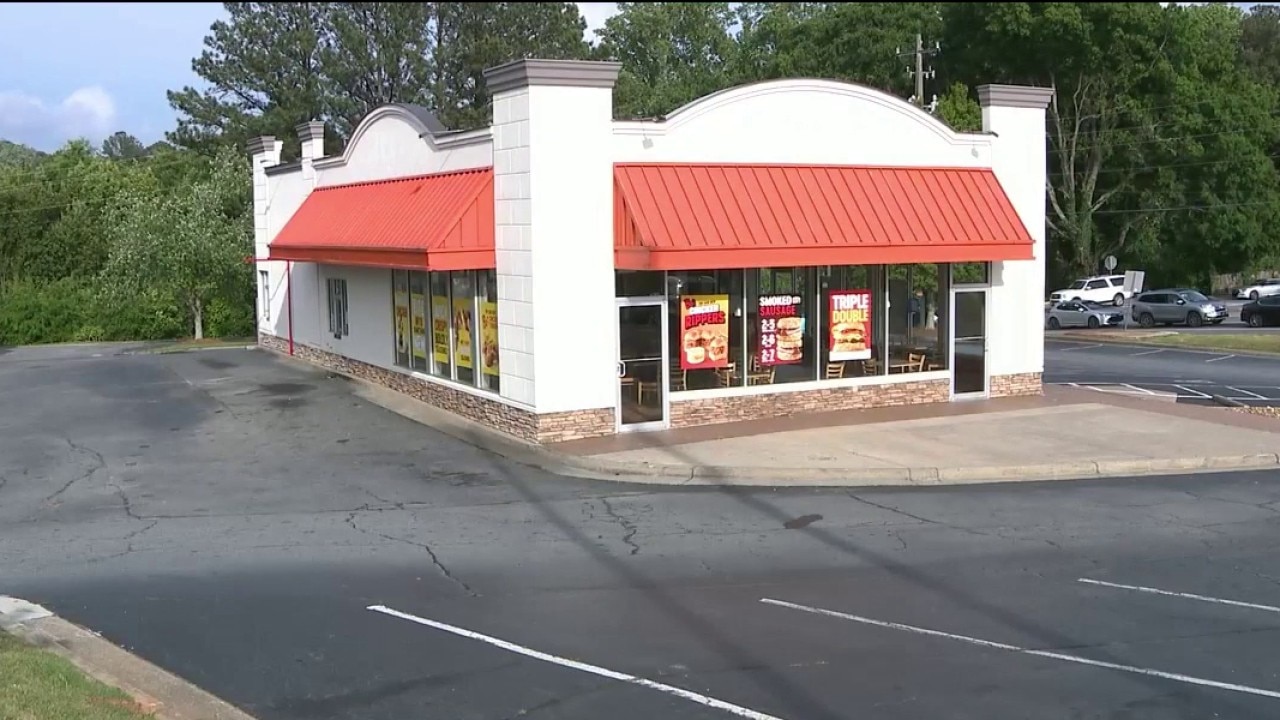 Man arrested for ramming fire engine at Bojangles