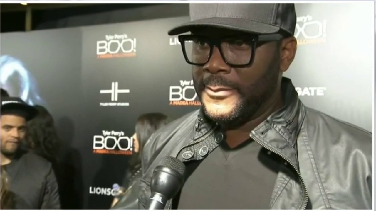 TMZ Live: Savannah Chrisley's new fiancé and Tyler Perry's fight over private texts