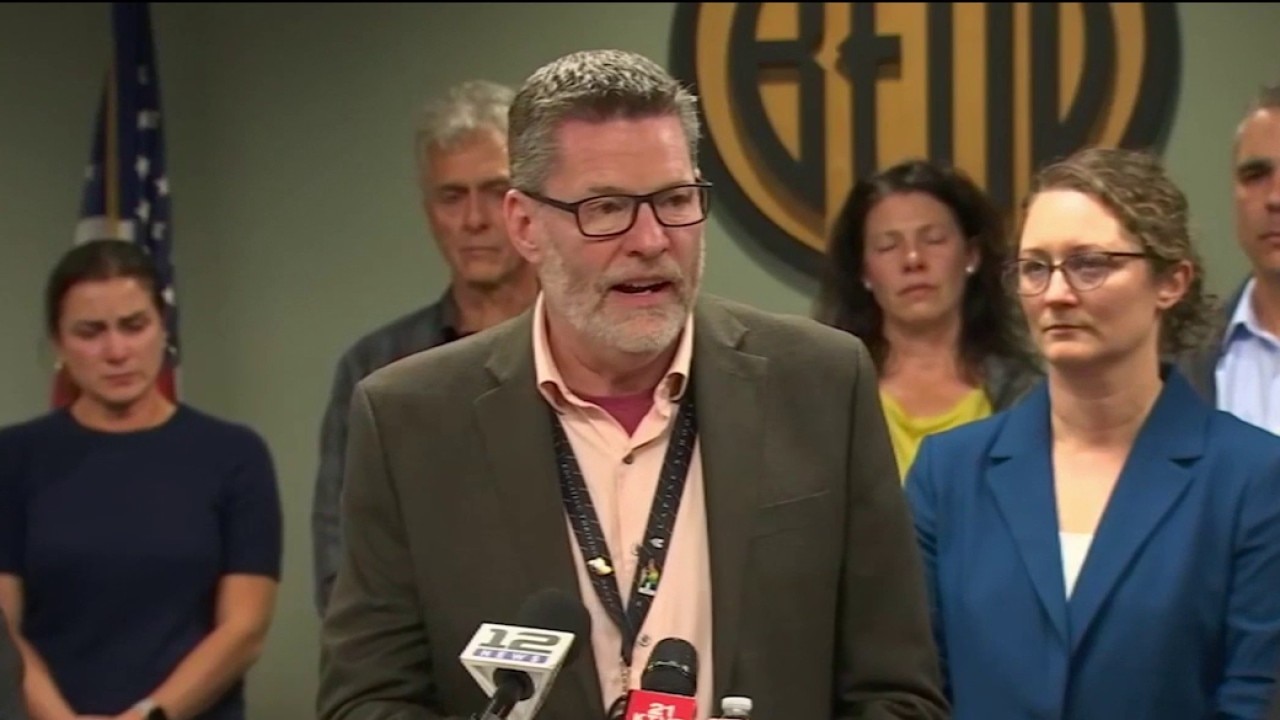 3 children and teacher killed in Oregon elementary school shooting
