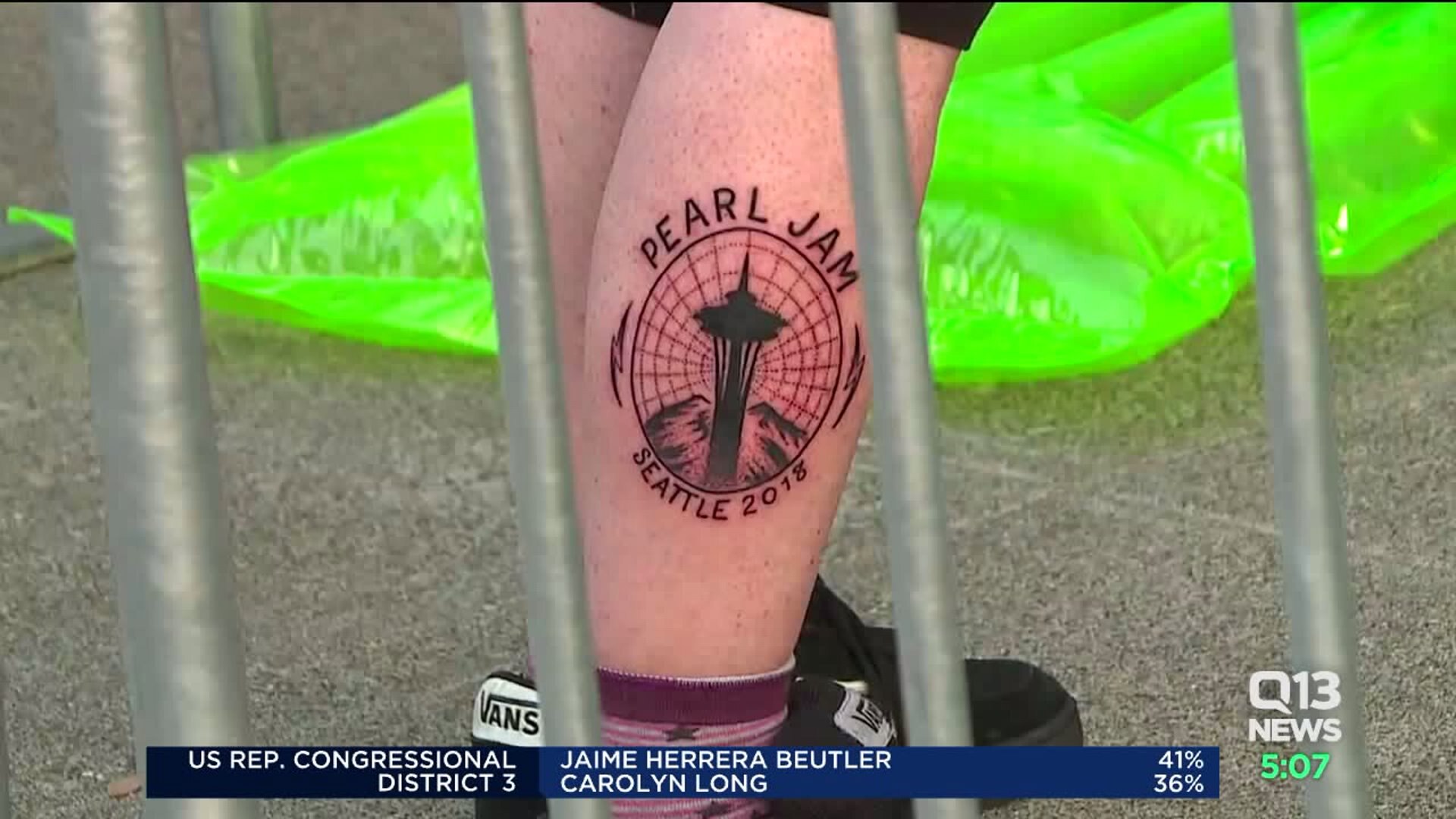 Pearl Jam and Seattle`s homeless