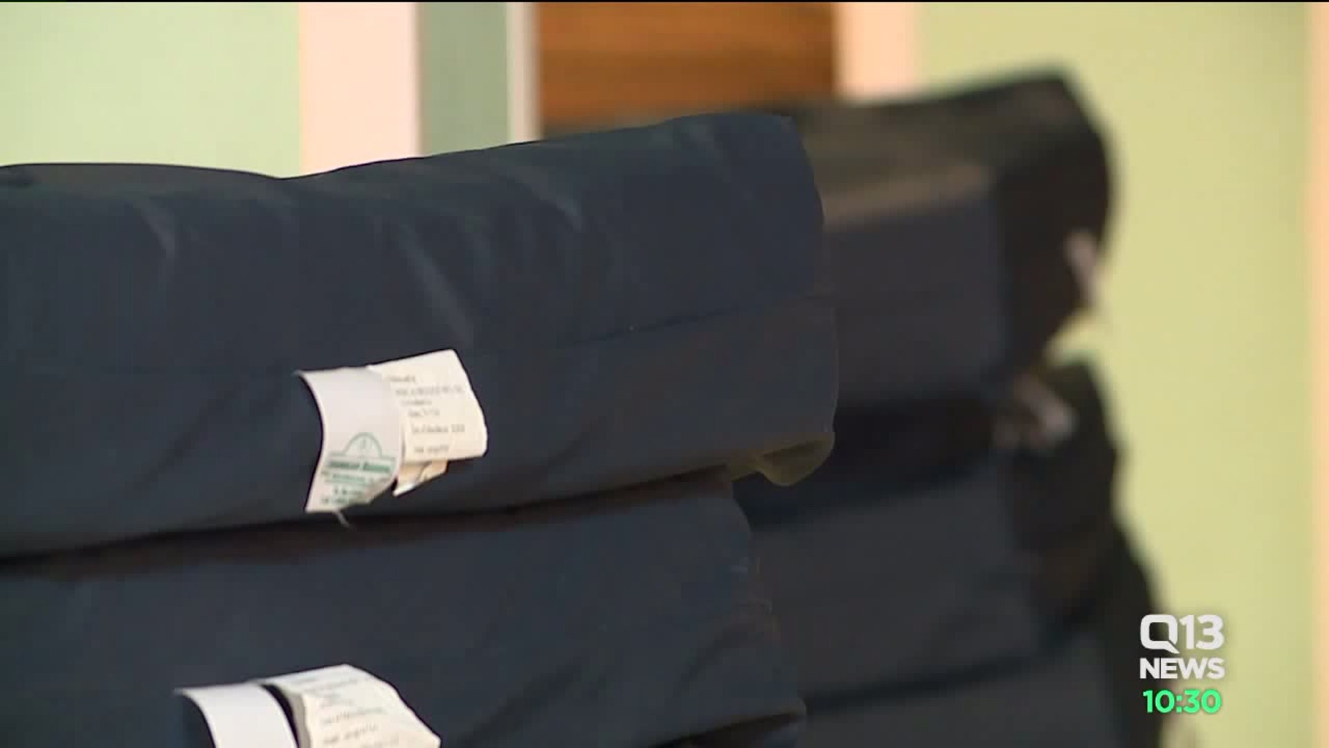 Shelter for homeless youths has to find a new site | FOX 13 Seattle