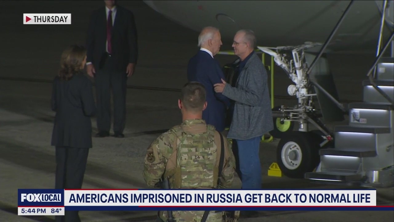 Americans imprisoned in Russia return to U.S.