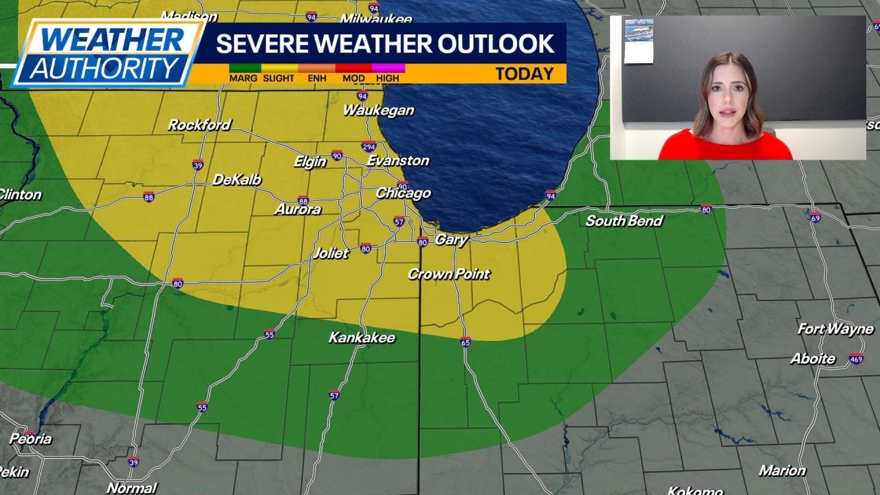 Severe weather barrels toward Chicago area