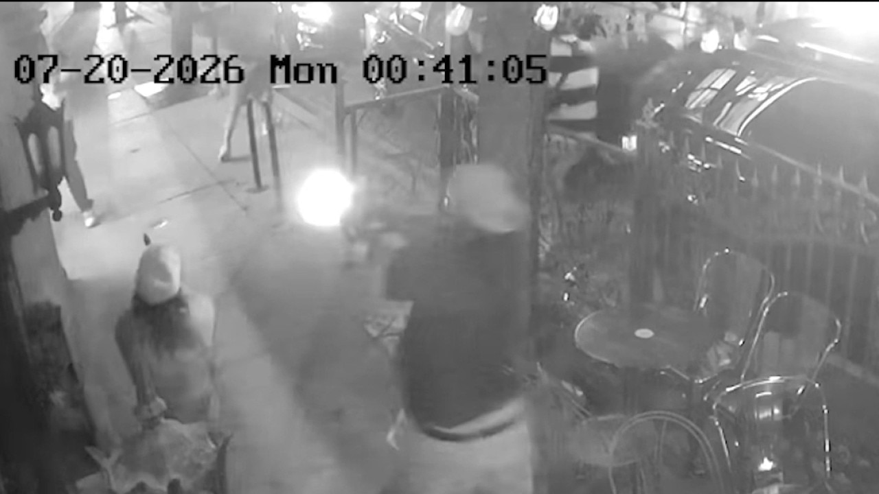 Video shows deadly shooting unfold at Lincoln Park bar