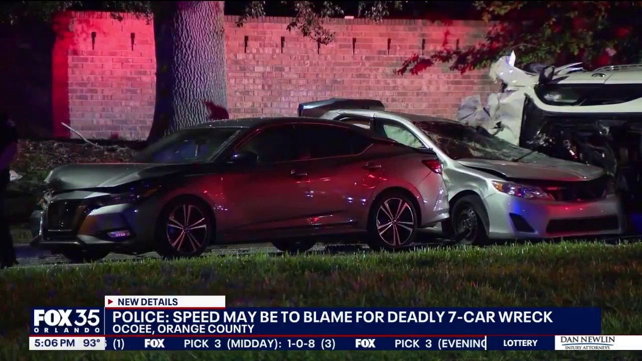 Police: 1  dead, 7 hurt in 7-vehicle crash in Ocoee