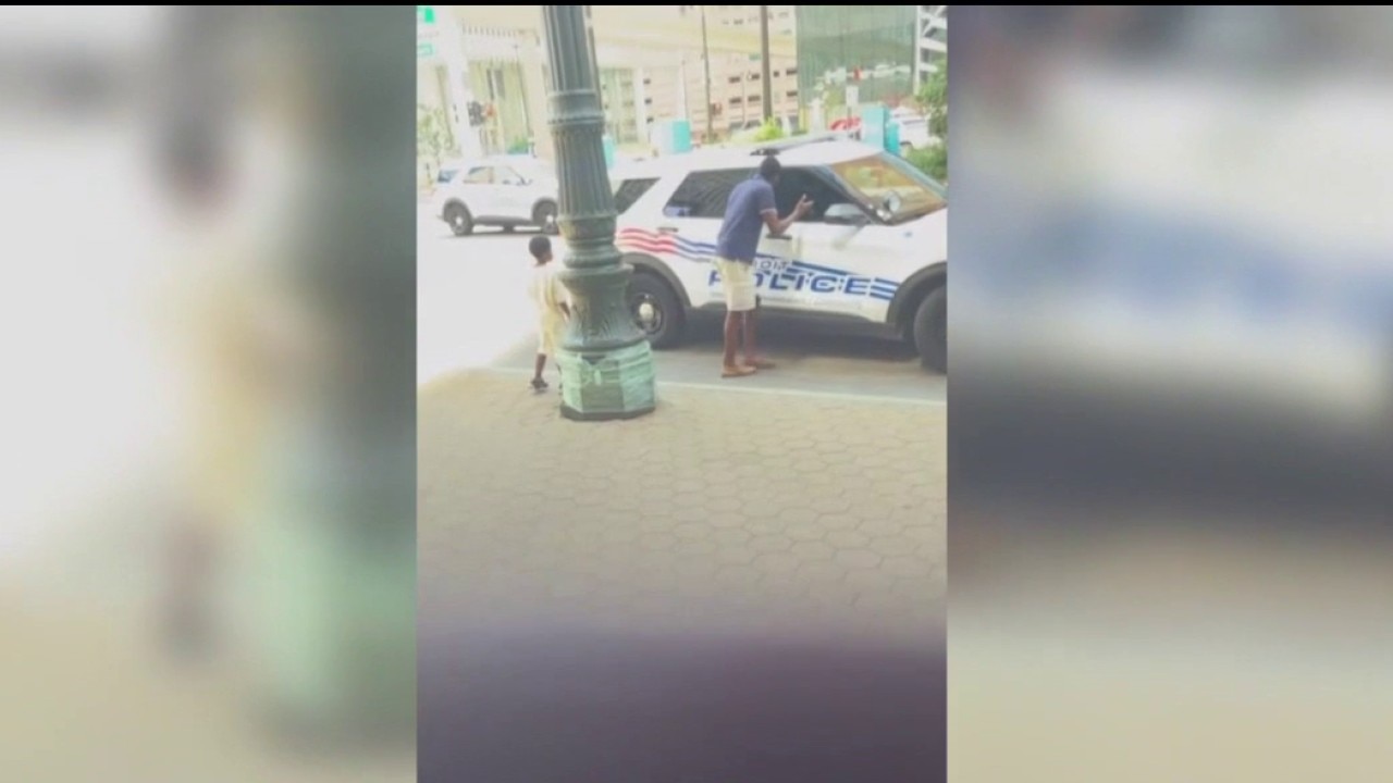 Detroit mayor, police chief facing serious questions