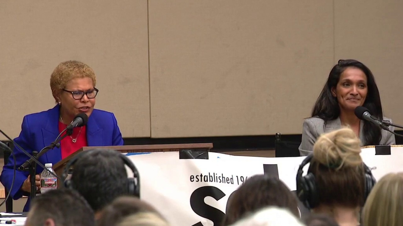 Karen Bass, Nithya Raman exchange jabs