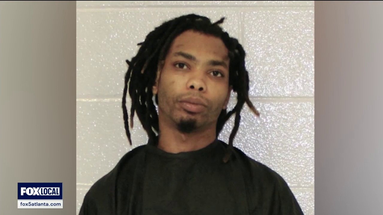 Man claims self defense in fatal apartment shooting