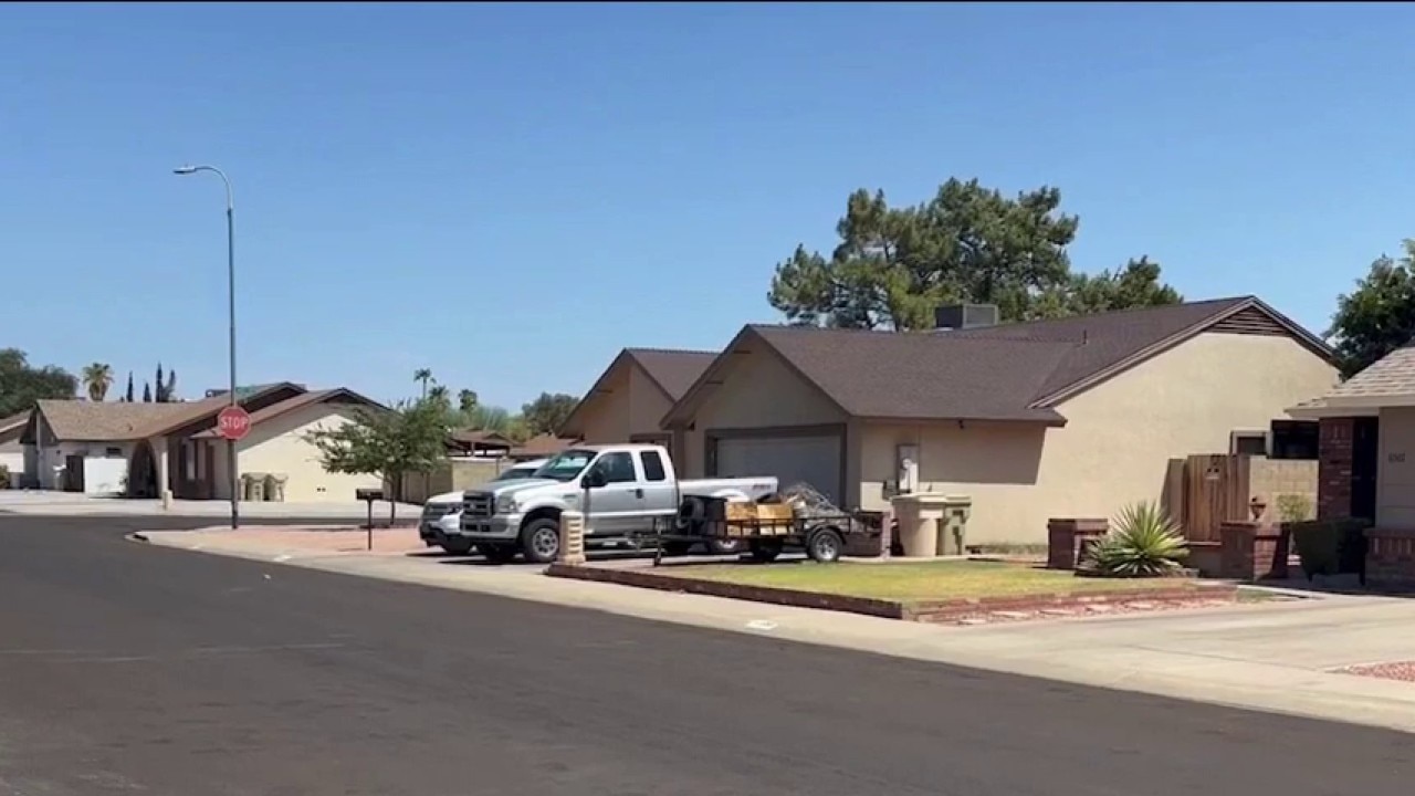 Glendale mom passed out drunk during house fire, leaving toddler barely conscious: police