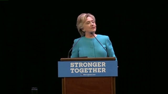 Clinton attends fundraiser in Seattle