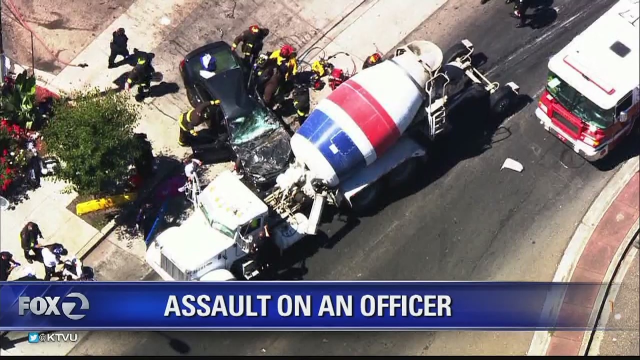 Assault suspect crashes into cement truck in East Oakland after police chase