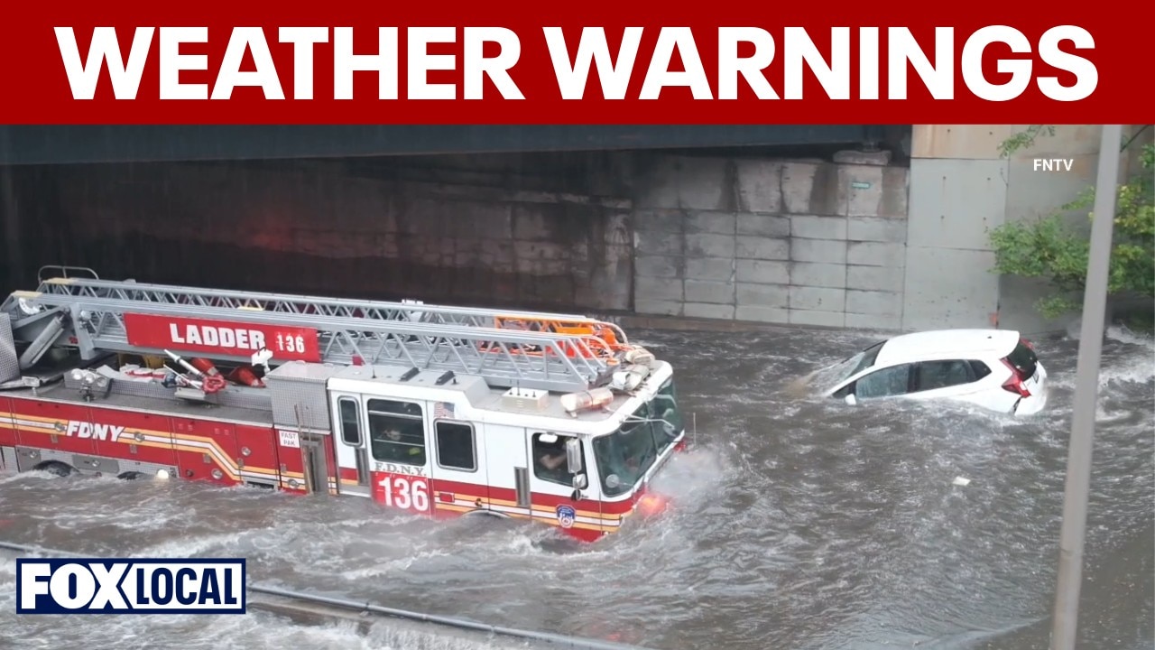 Severe thunderstorms cause flash flooding in NYC, thousands without power