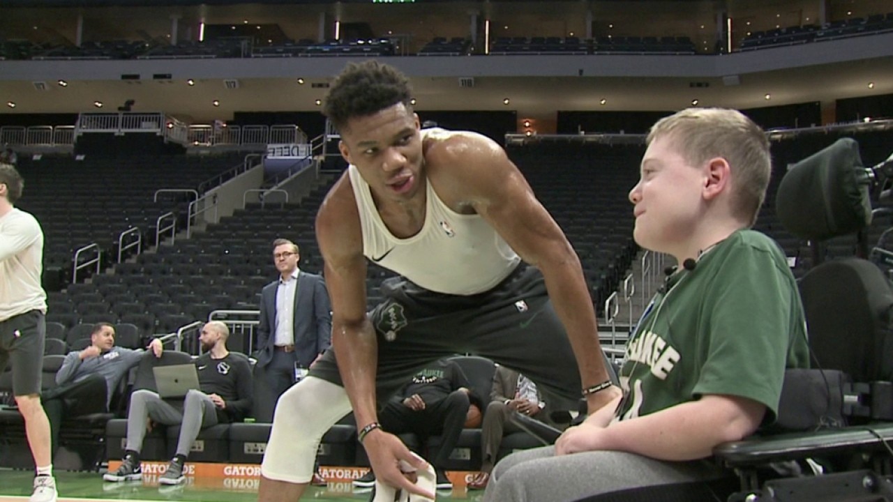 UW-La Crosse student basketball manager inspired by Giannis