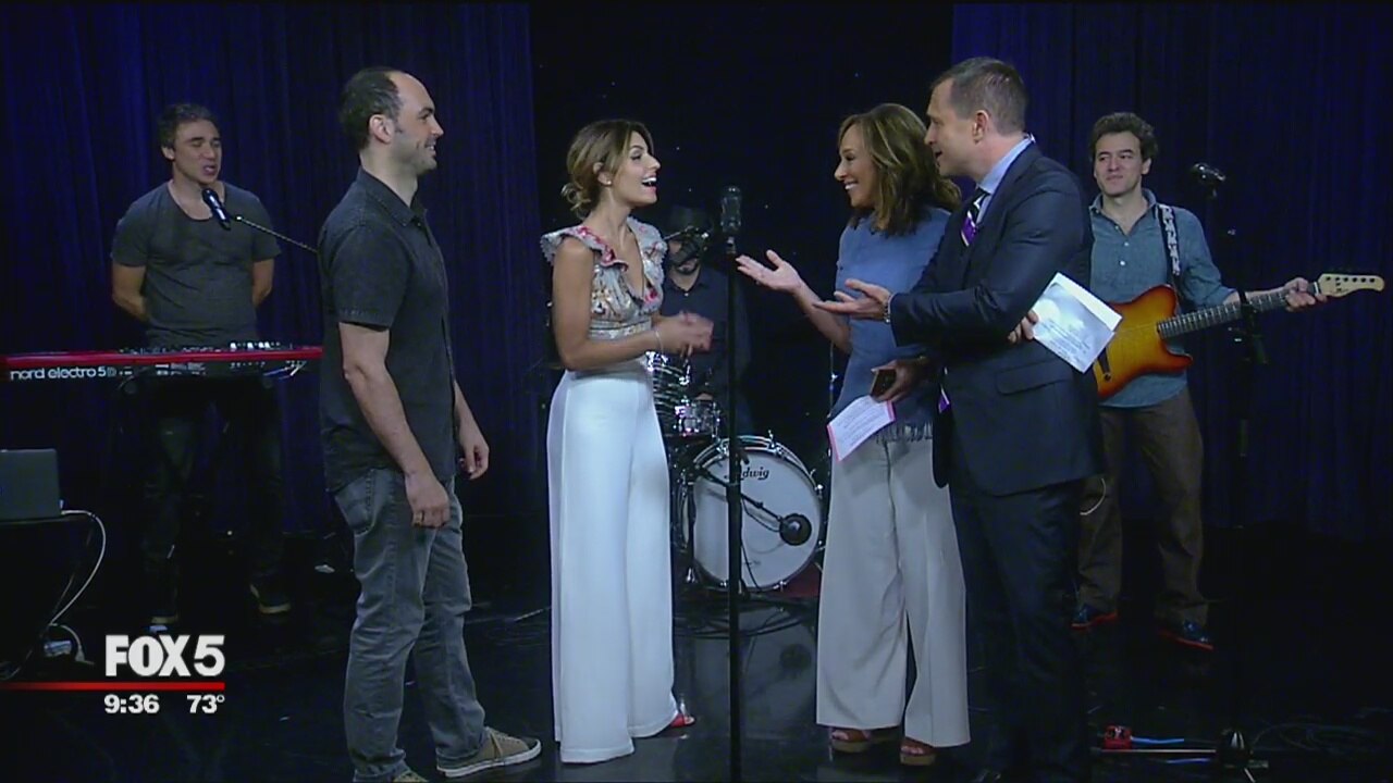 Brazilian singer Aline Muniz