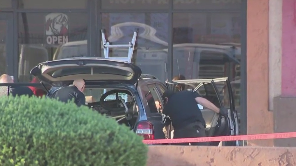 Man in critical condition after Phoenix shooting