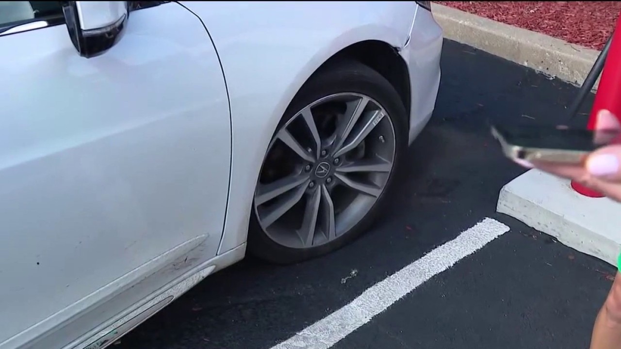 Chicago drivers react to massive pothole damaging cars