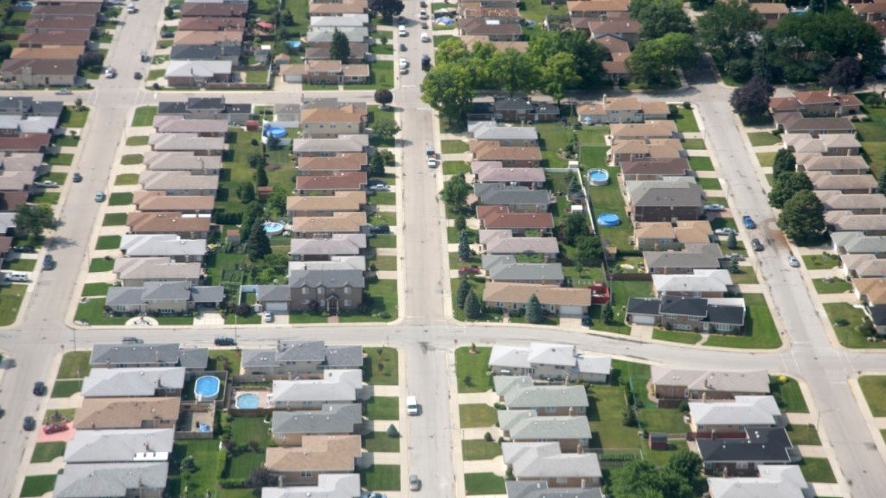 Illinois offers $15,000 boost to help first-time homebuyers enter the market