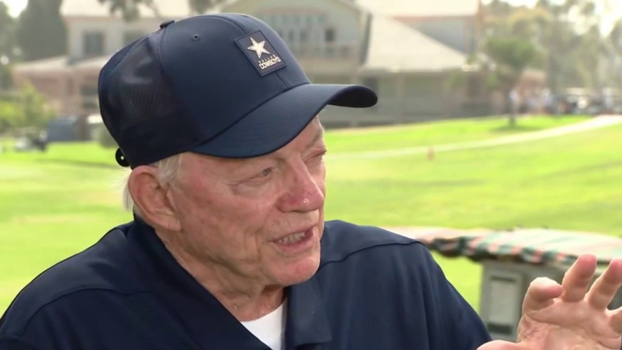 Jerry Jones considers tinted windows at AT&T Stadium