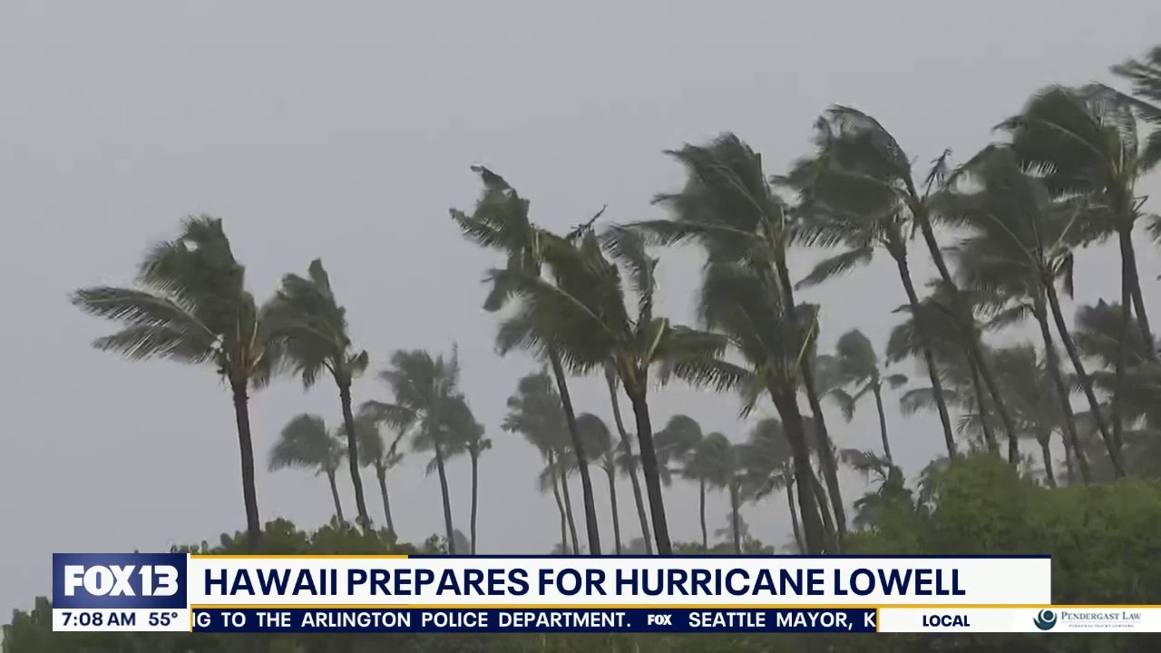 Hawaii prepares for Hurricane Lowell