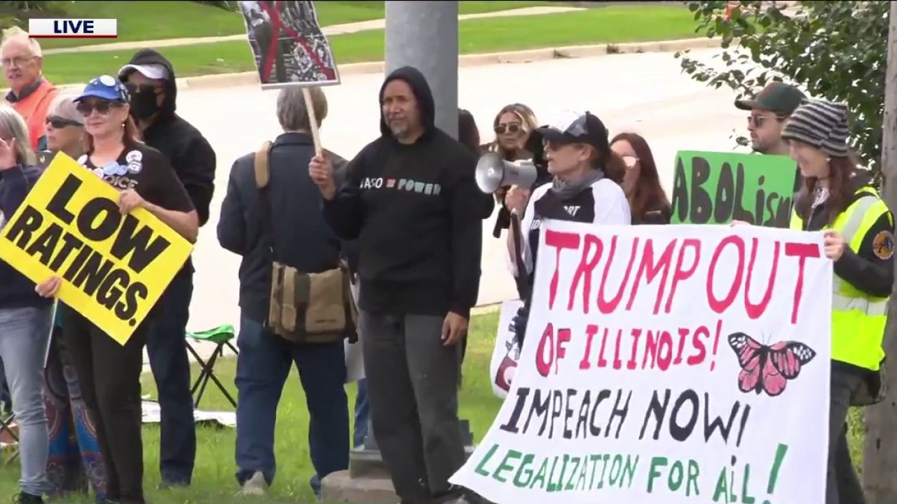 Protesters gather at Medinah ahead of Trump’s weekend visit