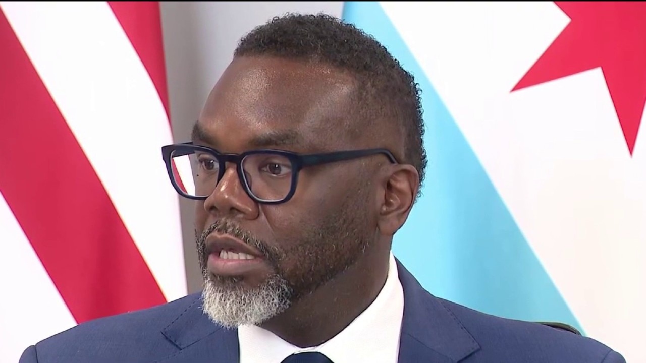 Mayor Brandon Johnson to meet Pope Leo XIV in historic Vatican visit