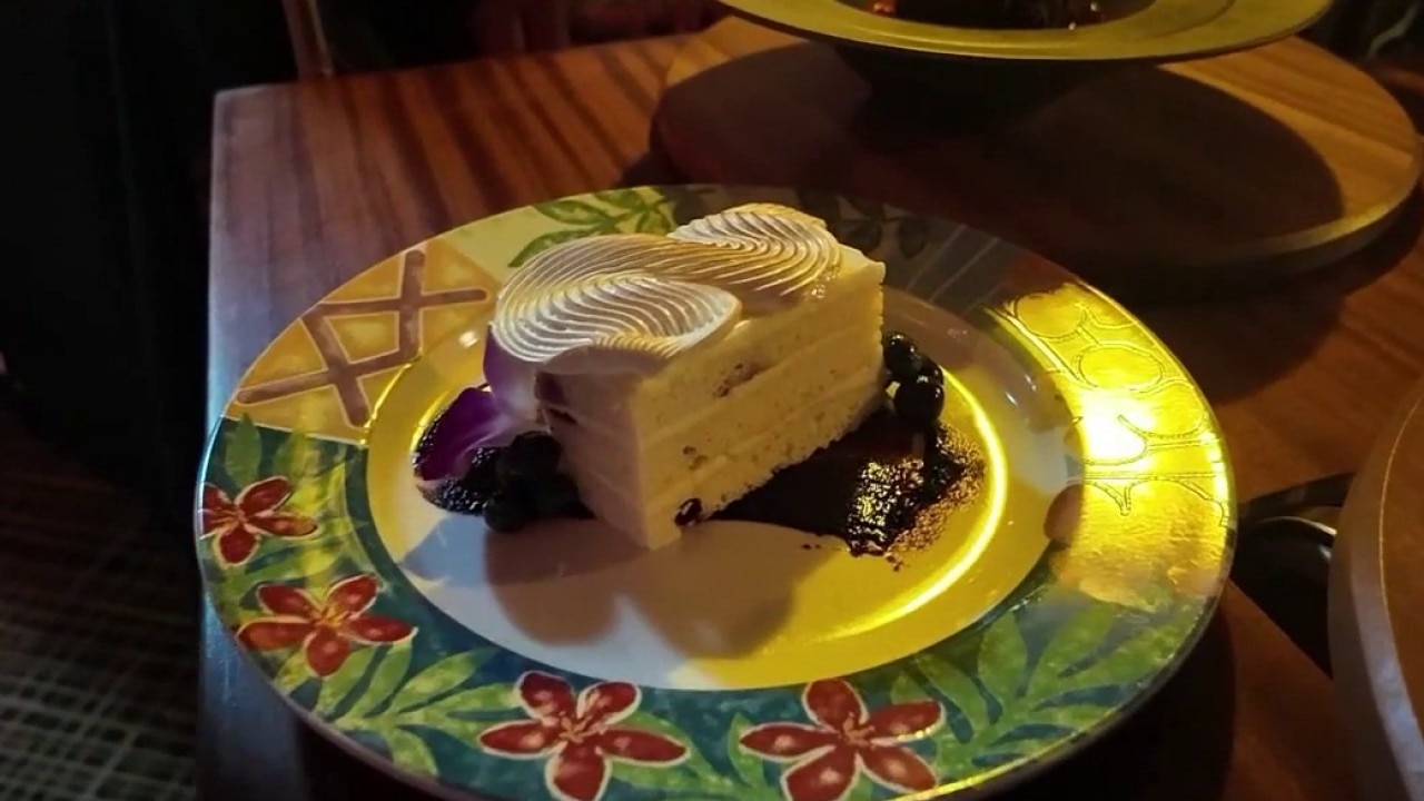 Trader Vic's Atlanta hosts soccer parties with special menu