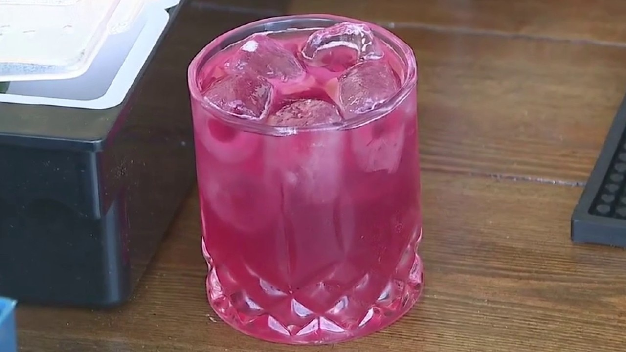 Drinks at the Mitsubishi Electric Classic 