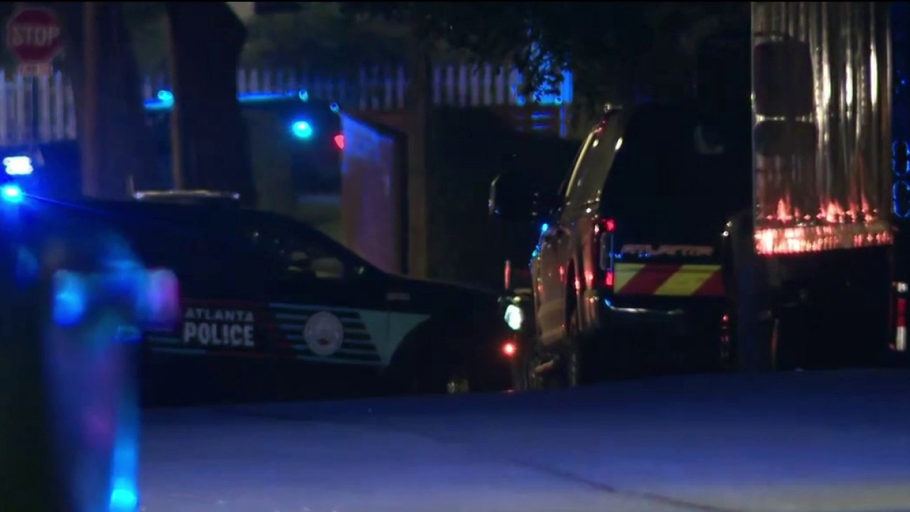 Atlanta SWAT teams descend on Moseley Park scene